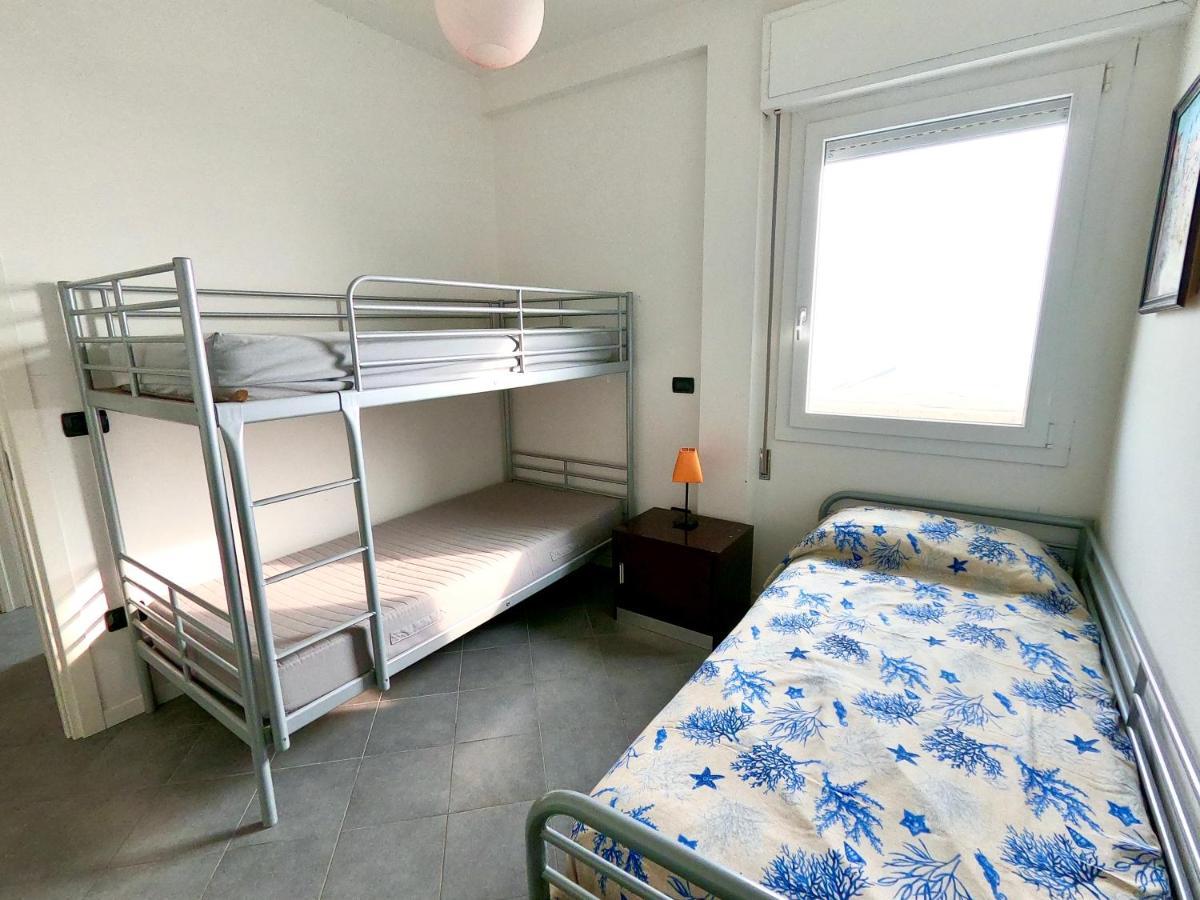 Fronte Mare Stupenda Terrazza Piramide Lido Carraro Immobiliare Appartamento *